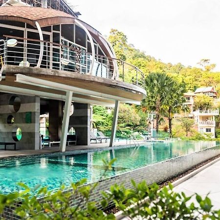 Private Apartment At Emerald Terrace Patong Kültér fotó