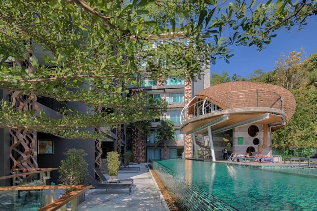 Private Apartment At Emerald Terrace Patong Kültér fotó