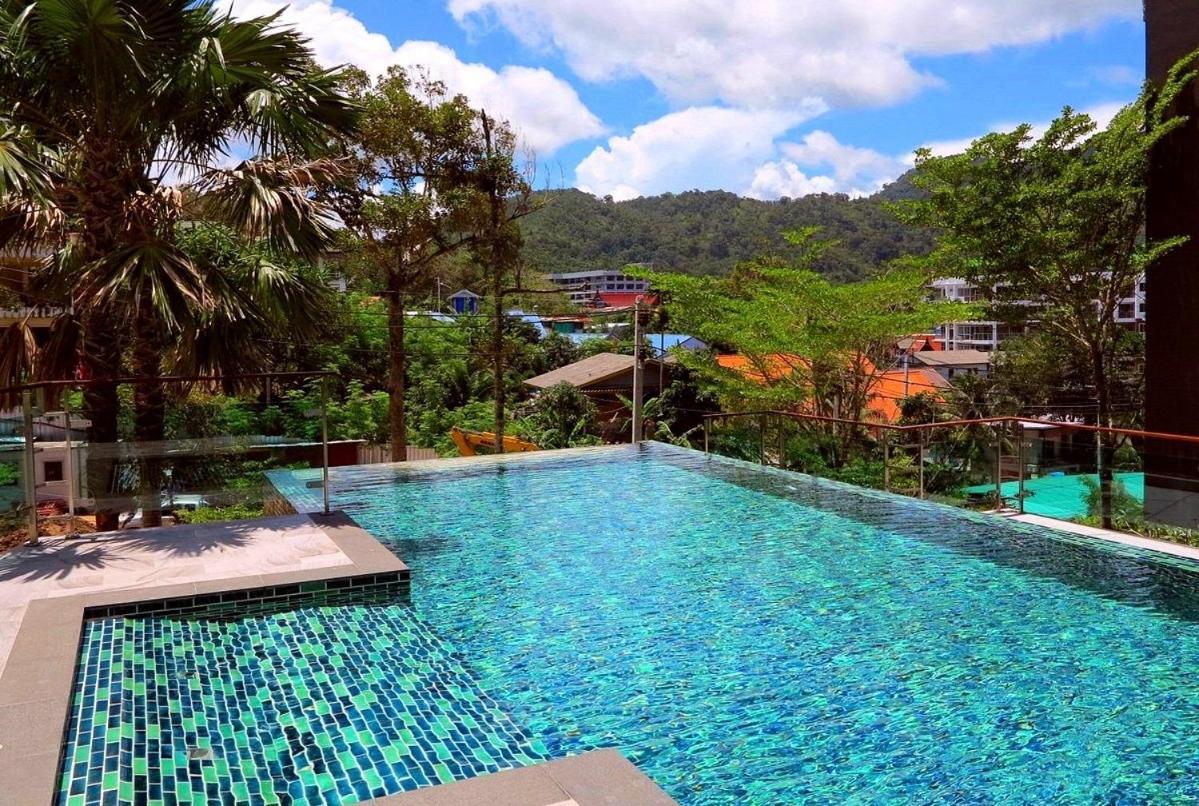 Private Apartment At Emerald Terrace Patong Kültér fotó